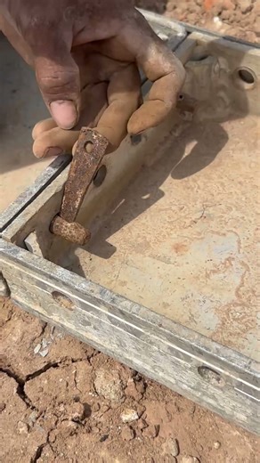 Easy Formwork Installation #construction #building #civilengineering #concrete #machinery #rebar