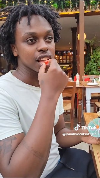 Pizza Connection Review: Discovering a Hidden Gem