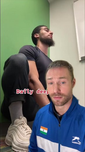 Deep squat daily #stitch with @Hiwabusaly #squat #health #gym #workout