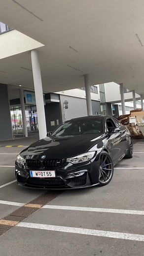 🖤 #BMW #M4 #dreamcar #blackbeast #viennacity #55 #foryoupage #trend #fy
