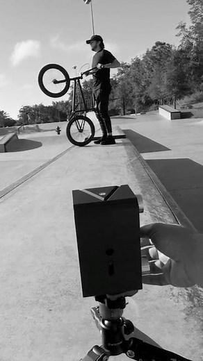 3D Printed Camera Prototype | First Test Shots #3dprint #3dprintedcamera #pinhole