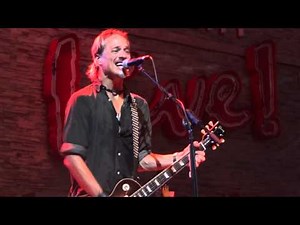 Fuel - Bad Day - Live @ KCP&L 8/15/2014