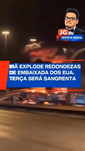 Explosões foram registradas no fim da noite desta segunda-feira nas proximidades do bairro diplomático de Riad, na Arábia Saudita. Fontes ouvidas pela Reuters relataram incêndio no complexo da embaixada dos Estados Unidos após o incidente. Vídeos que circulam nas redes sociais mostram o ponto onde um projétil teria atingido o Anel Rodoviário do Sul, conhecido como South Ring Road, na capital saudita, com marcas de impacto e fumaça na área, segundo relatos locais. As autoridades acompanham a situ