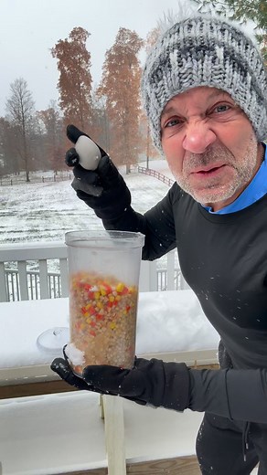 Fun egg thingy #snowday #science | Jason the Great