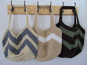 easy crochet granny bottom bag pattern