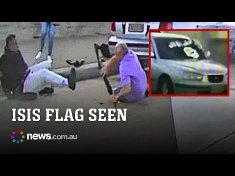 New vision shows two heroes trying to disarm Bondi gunman
