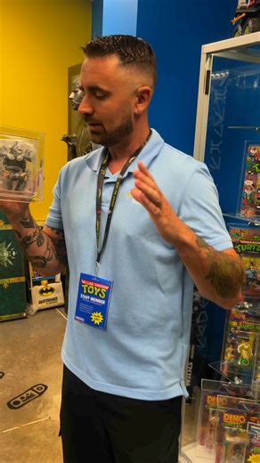 The 1991 Chef Boyardee Mail-Away Super Shredder is among the most coveted action figures in the Teenage Mutant Ninja Turtles (TMNT) collector community. This exclusive variant was available only through a limited-time mail-in promotion, making it a true “holy grail” for enthusiasts. #TMNT #SuperShredder #ChefBoyardee #MailAwayFigure #RareToys #90sToys #VintageTMNT #ToyCollector #HolyGrailToy #PlaymatesToys #NinjaTurtles #RetroToys #AFAgrated | Dallas Vintage Toys