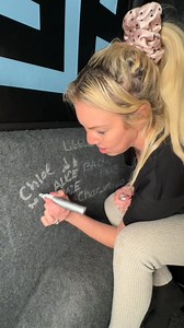Chloe got her name on the bus | Smash Buss