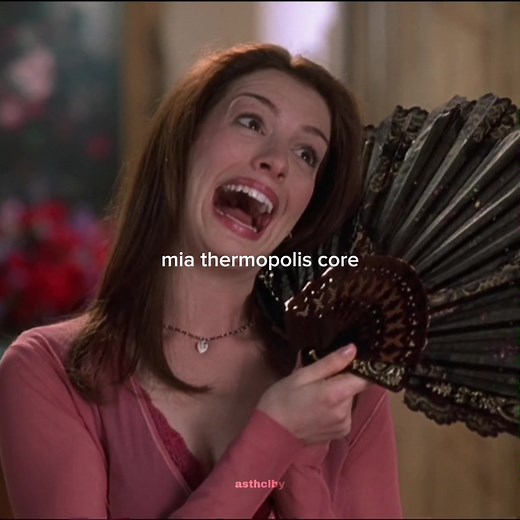 Mia Thermopolis - The Princess Diaries Rock Climbing Scene