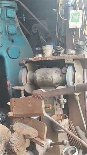 Metal cutting in this simple cutter