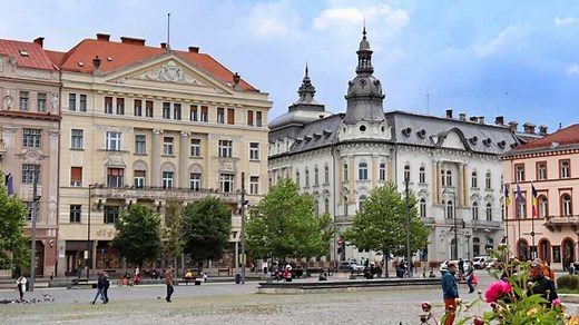 Living in Romania as an American Expat - Robe trotting