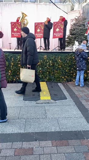 Suzie Kennedy on Reels