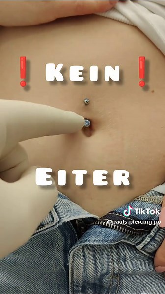 BAUCHNABEL - PIERCING stechen wir IMMER mit einem knapp unter 10mm langen Stichkanal. fast alle Stecker mit Motiv oder Anhänger gibt's nämlich nur mit einer Stablänge von 10mm. es muss sehr ärgerlich sein, wenn man nach der Verheilungsphase gar keine passenden Stecker findet, weil der Stichkanal zu lang ist. folgt uns und begleitet uns in die Welt der professionellen Piercings YouTube: https://youtube.com/@paulspiercingpoint-n1v?si=Cq_SA7jTsamdGZHF Instagram: https://instagram.com/pauls_piercing