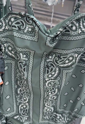 This pattern in every style please! 🙋‍♀️ @target #springbreak #swimsuit #trending #fashiontiktok #fyp