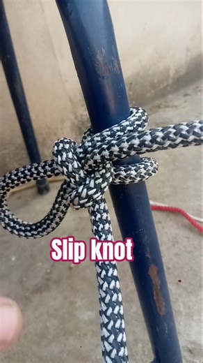 Simple and Easy Slip Tie Trick | Basic Knot Tutorial for Beginners