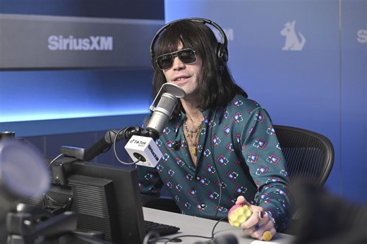 Yes, There's a Reason You Recognize Mr. Fantasy: The Famous Actor Behind the Wig