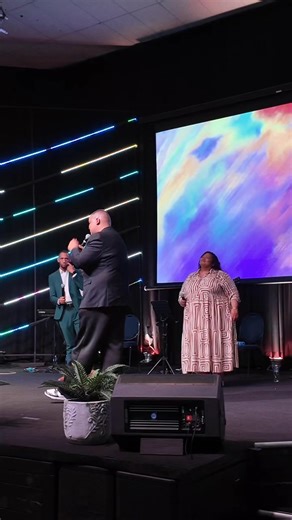 Anslin Gysman | My hart loop vanaand oor met dankbaarheid! Dankie Ladies Wear Your Crown vir n wonderlike 2025! Jonathan Rubain, Dankie dat jy my vertrou... | Instagram