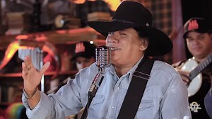 601K views · 11K shares | A música Velho Amor, é a prova viva que o sucesso não morre. • Faixa 1 do DVD Nossa História | Divino e Donizete | Facebook