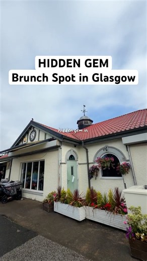 I didn’t know this place existed 😂 What an amazing spot for brunch!