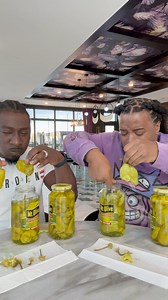 Pepperoncini Eating Contest 🔥 🌶️ #fblifestyle #challenge #contest #peppers #food #breakfast | Too Foolee