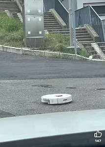 Na Markovcu je nekomu zbežal sesalec, pomagajmo mu nazaj do lastnika ☺️ via: Rocco Bubnik, Promet za Obalo, Radio Capris | Radio Capris