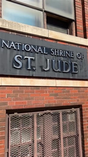 National Shrine of Saint Jude @shrineofstjude Shrine of Hope -Founded by Claretian Fr. James Tort in 1929 -Established at Our Lady of Guadalupe Church in Chicago where it remains. -The community was dependent on work in the steel mills, which ebbed and flow depending on the financial circumstance of the country -Fr. Tort had a strong devotion to St. Jude Thaddeus, the patron saint of hope and hopeless or difficult causes, leading to devotions to St. Jude -The first Solemn Novena which was held o