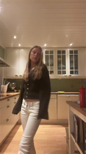 Rebekka🩵 (@rebekka_saugestad)’s videos with original sound - mads ☮︎