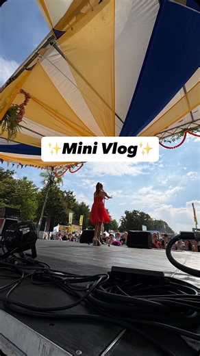 Natalia D | ナタリアD | 誕生日ライブ1月 on Instagram: "🎤✨ 東京でシンガーの1日！ 上野で行われたラテンフェスで、スペイン語の曲とオリジナルJ-POPを歌いました💃🎶 みんなの笑顔とダンスが最高すぎた〜！！ 日本でもラテンのリズムを感じてほしい🔥🇲🇽🇯🇵 Follow me for more J-pop × Latin vibes 💖 #NataliaD #東京シンガー #ラテンフェス #上野イベント #JPOPシンガー #スペイン語の歌 #シンガーライフ #日本で歌う #ラテンミュージック #フェス日記 #東京生活 #歌うのが好き #日墨フュージョン #音楽でつながる #ラテントーキョー #nataliaD #latinmusic #jpop #tokyosinger #latinvibes #ueno"