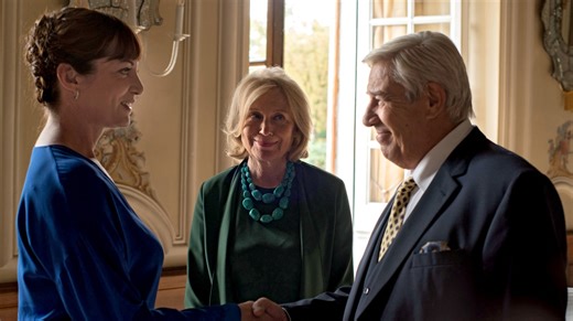 Die Diplomatin: Jagd durch Prag im TV - Sendung - TV SPIELFILM