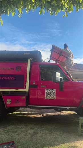 How to Remove a Solar Panel Safely