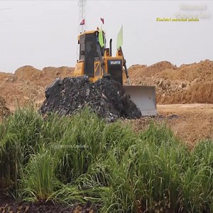 Shantui DH17 bulldozer pushes rock and dongfeng dump truck unloads rock | Advanced Machine Tech