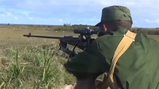 古巴改装版莫辛纳甘狙击步枪-搭配PSO-1狙击镜和SVD消焰器