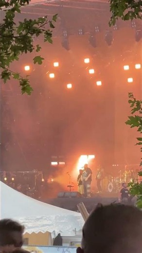 Rag ’n’ Bone Man on the Wien Energie / Hitradio Ö3 stage at the Donauinsel Fest 2025