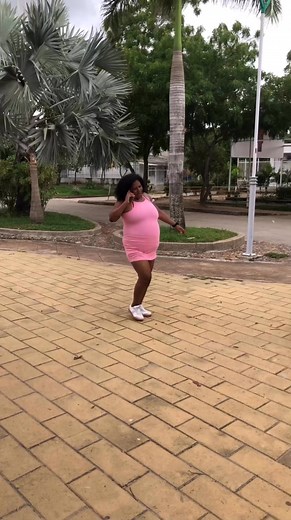 Bella bella cada día más bella 😂😂REEL1 | Las Charadas De Maye