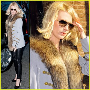 January Jones: ‘Late Night with Jimmy Fallon’ Visit!