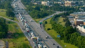 Is it illegal to drive slow in the left lane in Kentucky? Here’s what state law says