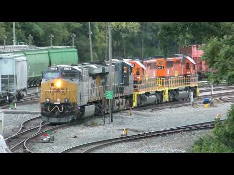 CSX Yard Job (CSXT 5460) & CSX Z111 (CSXT 1776, CSXT 5464, TPW 3441, TPW 3443) in Lafayette, Indiana