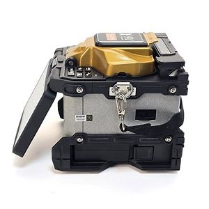 [Hot Item] 6 Motors Fusion Splicing Machine Shinho X910 Suitable for 125μ M Cable Qbh