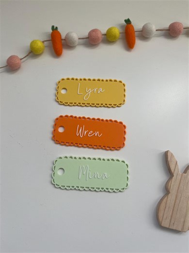 Easter Name Gift Tag and Keyring | Personalised Scalloped Name Tags | Perfect for Easter Baskets - Etsy