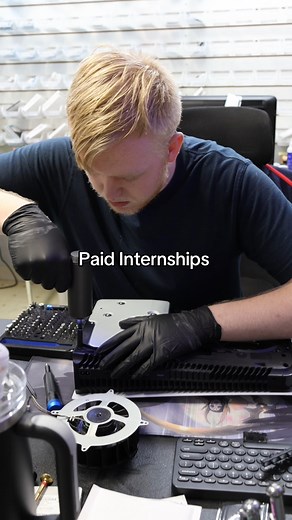 12 reactions | We heard you, high schoolers!  The Prosper Appalachia Program just leveled up! We’re excited to announce that we are officially welcoming JUNIORS to the program, alongside our seniors, in participating schools. Your future doesn't wait, and neither should your career planning! Now is the perfect time to start working with your Career Specialist. Click Here to Get Started: https://forms.gle/S5HirN2LSWmzB3qF9 | Eastern Kentucky CEP | Facebook