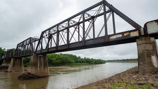 70 years ago, 3 steam engines plunged off a Kansas River bridge and into Topeka history