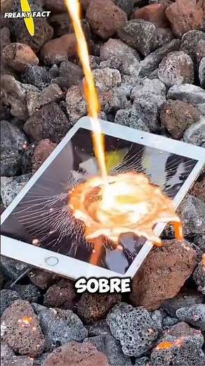 Esto es lo que pasa cuando la lava golpea una tableta.