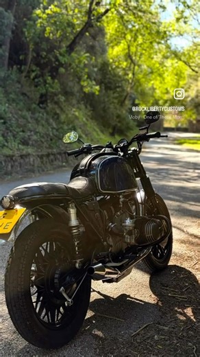Bmw R65 cafe racer .