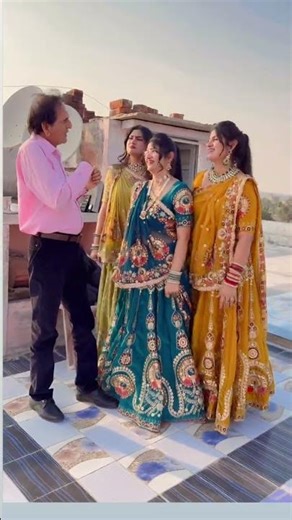 Only a daughter can understand this song.