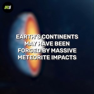 Scientists think the inner solar system was pummelled by massive space rocks around four billion years ago. | IFLScience
