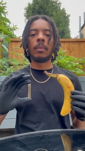 BIG MANNY 1 🌟 on Instagram: "Caesium + banana 🍌 #chemistry #experiment #science"