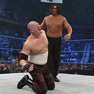 Kane was no match for The Great Khali's signature vicegrip! 😲 | WWE