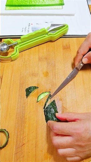 Easy Cucumber Flower Carving Step by StepCreative Cucumber Flower Carving You Must Try