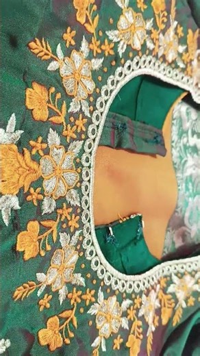green 💚 💚 gold 🥇🥇 colour blouse computer embroidery work