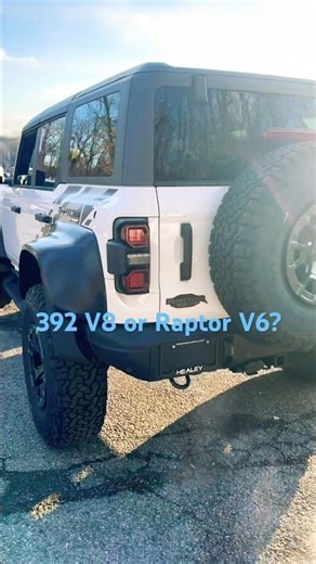 OFF-ROAD TRUCK BATTLE🔥 Wrangler Rubicon 392 vs Bronco Raptor sound #shorts